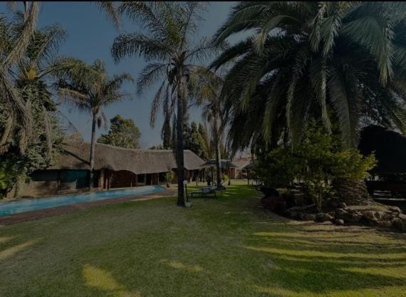 Aero Guest Lodge Kempton Park Extérieur photo